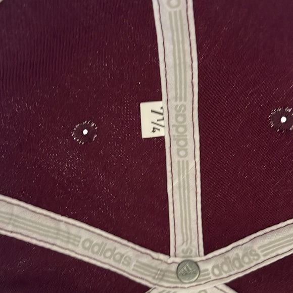 Adidas Baseball Hat Mississippi State Bulldogs On Field 7 1/4” - Picture 6 of 6